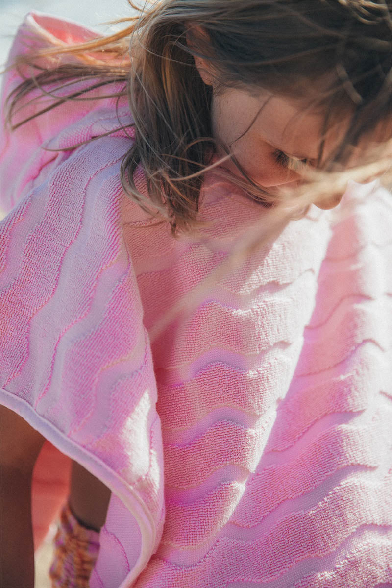 El Ray Wave Poncho - Pink