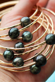 Beach Babe Tahitian Pearl Bangle